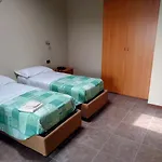 Hotel apartamentowy Tre Pini Carate Brianza